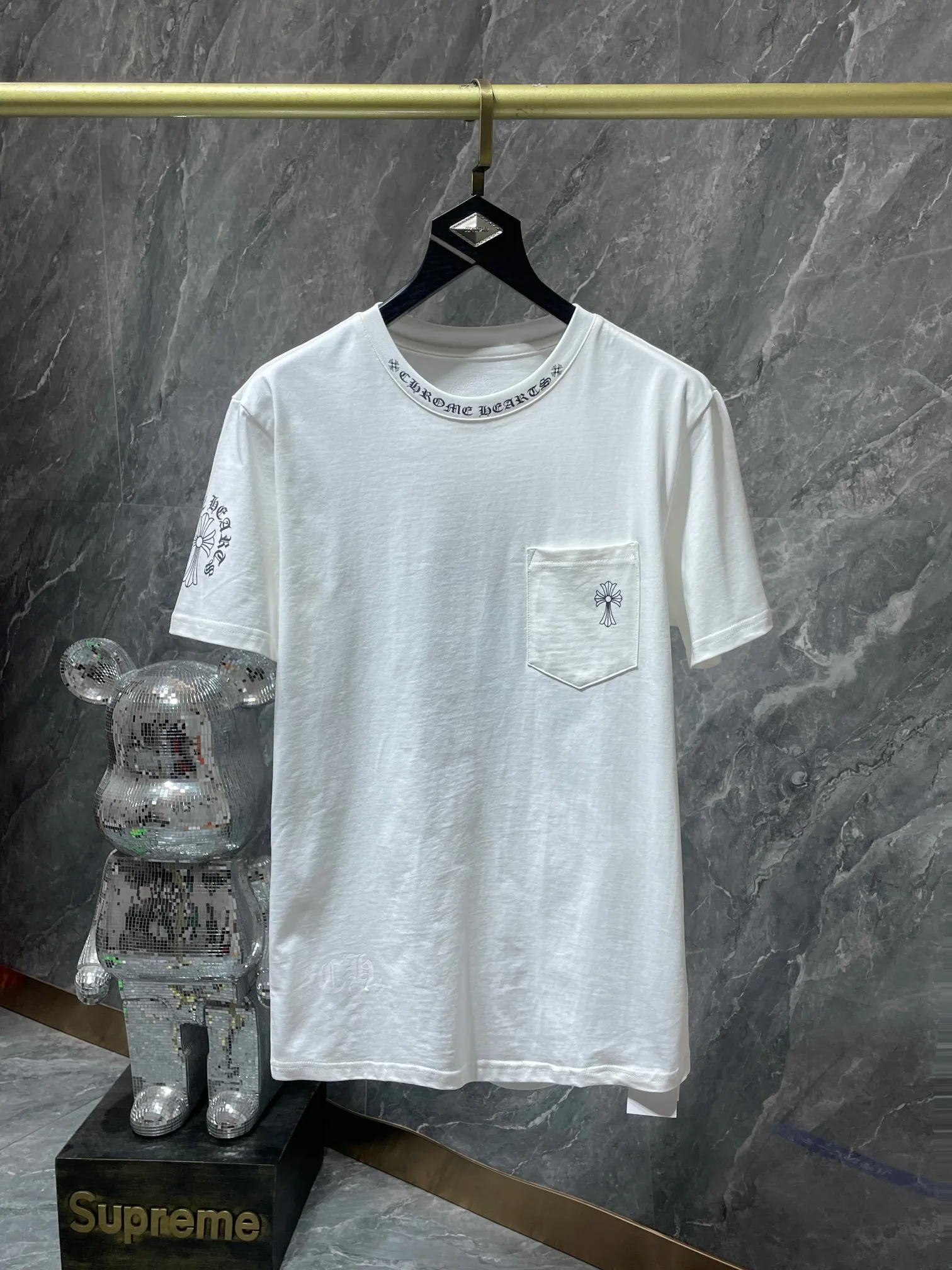 P140 New for summer Chrome Hearts 25ss 260g~270g High gram weight, environmentally friendly and high-quality top-grade fabrics, Crow letter collar, large long cross flower arm short sleeves, imported glue printing and dyeing, counter synchronization, 1:1 replica version, recommended color: black, white, code number: S, M, L, XL